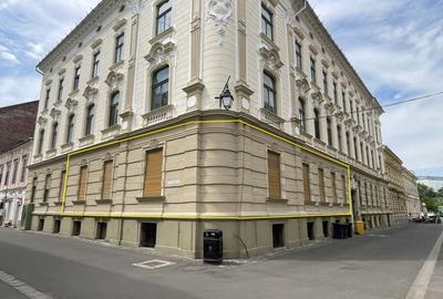Ultracentral | 5 camere | Clădire istorică | Centrală proprie | Comision 0%
