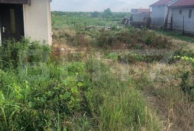 Teren de 1331 mp, în Giarmata