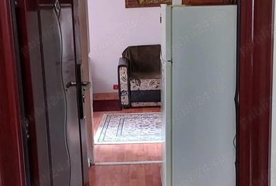 Garsonieră decomandată în Petros - 3
