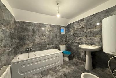 Casa P+M, 375 MP teren, 114,78 MP utili, comuna Malu Mare, zona Damila - 10