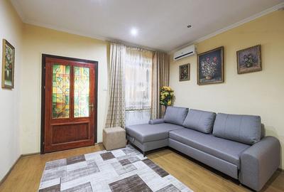 Apartament central, strada Episcopiei cu loc de parcare Comision 0 - 7
