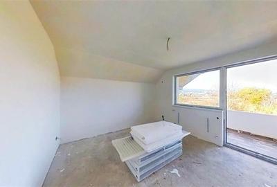 Tur LIVE! Casa familiara cu etaj, zona linistita, Corunca, Mures . - 10