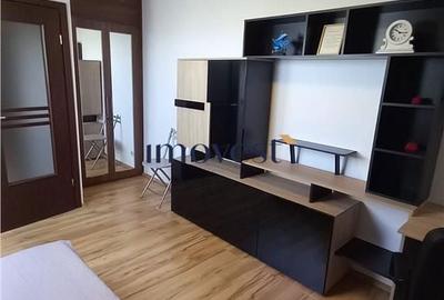 Apartament cu 3 camere în Central - 2