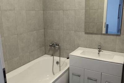 Apartament cu 3 camere semidecomandat în Central - 3