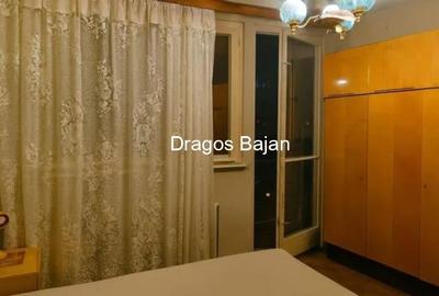 Sala Palatului // vedere spate // balcon - 14