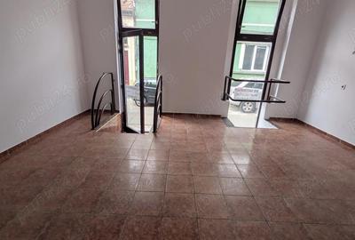 Spațiu comercial, de 97 mp, în Ultracentral - 7