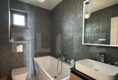 Casă cu 5 camere cu Teren 600 Mp în Pielești - 16