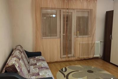 Apartament cu 2 camere decomandat în Lipovei