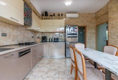 Casa / Vila cu 4 camere de vanzare Corbeanca - 12