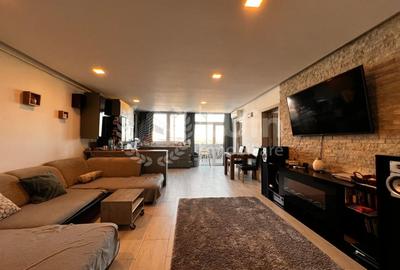 Apartament cu 3 camere semidecomandat, mobilat în Sânnicoară