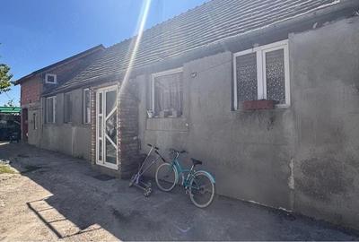 Casă cu 3 camere cu Canalizare în Lovrin - 2