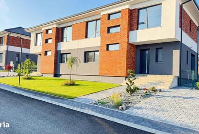 Casă cu 4 camere decomandat în Sânnicoară - 2