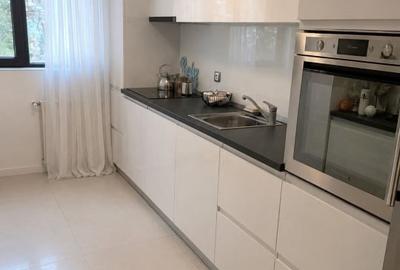 Apartament cu 2 camere semidecomandat, mobilat în Sebastian - 8