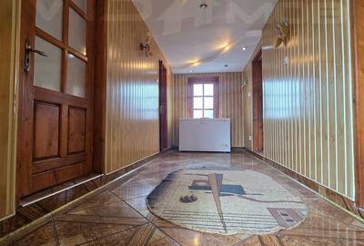 Casă cu 3 camere cu Teren 2096 Mp în Central - 6