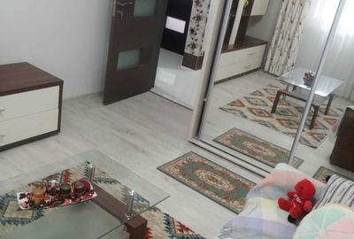 Apartament cu 3 camere decomandat în Crâng - 7