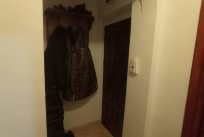Apartament 2 camere renovat zona Cofetăria Select Sud - 3
