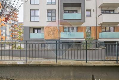 Apartament cu 2 camere decomandat, mobilat în Tractorul - 14