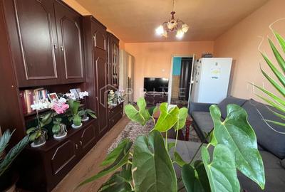 Apartament cu 3 camere decomandat în Sângeorgiu de Mureș - 2