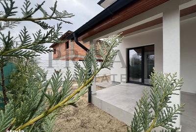 Casă individuală cu 3 camere cu Canalizare în Sânandrei - 3