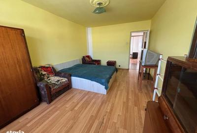 Apartament cu 2 camere decomandat în Lazaret - 2