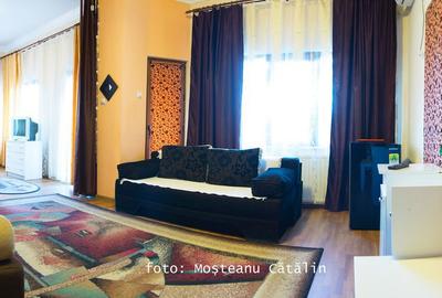 Spațiu comercial, de 233 mp, în Central - 6