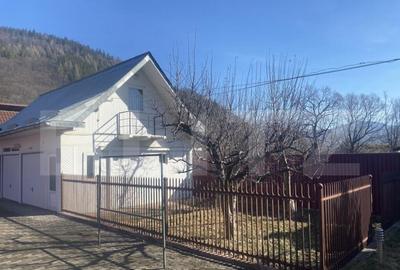 Casa de vanzare, cu 6 camere, 300 mp, spa?ioasa, in Ca - 9