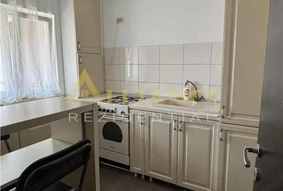 Garsonieră decomandată în Central - 1