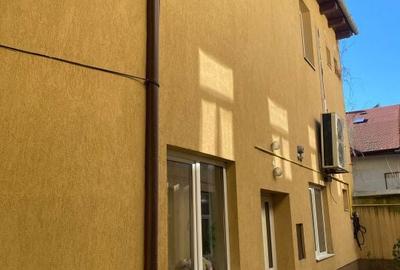 Spațiu comercial, de 380 mp, în Ultracentral - 4