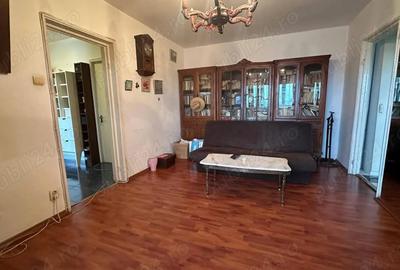 Apartament 4 camere Teiul Doamnei - Urgent - 1