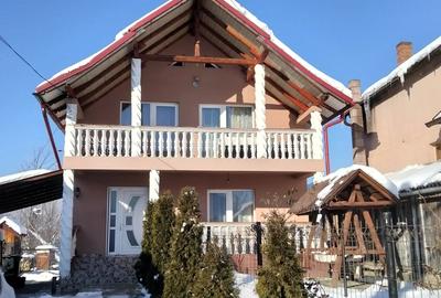 Casă cu 4 camere în Vișeu de Jos