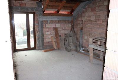 Vand casa noua pe doua nivele - 3