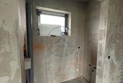 Casă cu 4 camere cu Teren 500 Mp în Unirea - 12