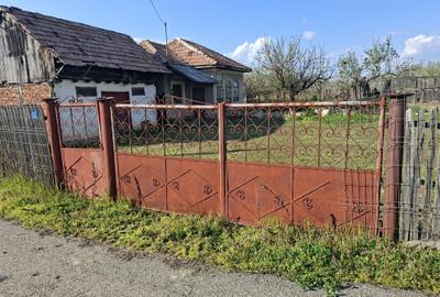 Casă cu 3 camere în Sâmburești - 3