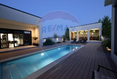 Casă individuală cu 8 camere cu Piscina în Lumina - 2
