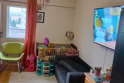 Garsonieră decomandată în Central - 1