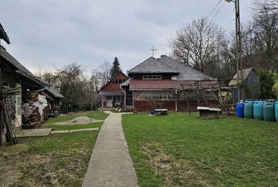 Casă cu 4 camere în Central - 6