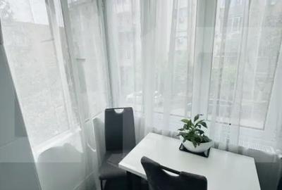 Apartament cu 3 camere decomandat în Micălaca - 1