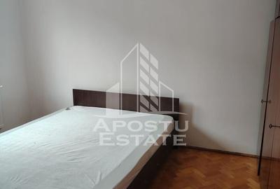 Apartament cu 3 camere semidecomandat, mobilat în Central - 3