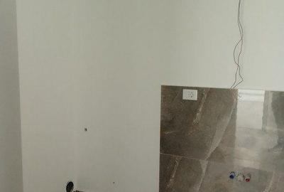 Apartament cu 2 camere decomandat în Girișu de Criș - 1