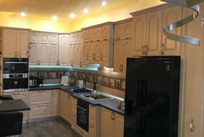 Casă cu 4 camere în Central - 5