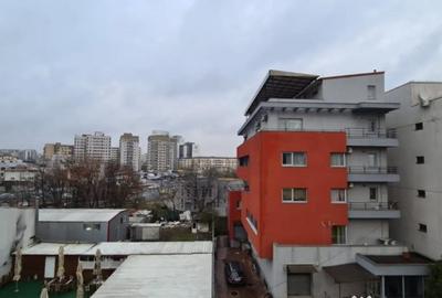 Casă cu 7 camere cu Teren 300 Mp în Mihai Bravu - 10