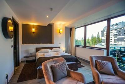 Apartament cu 3 camere decomandat, mobilat în 13 Decembrie - 14