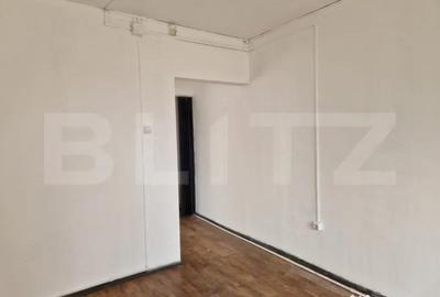 Spațiu comercial, de 55 mp, în Rogerius - 8