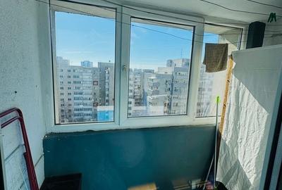 Apartament cu 3 camere decomandat în Titulescu - 10