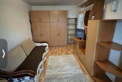 Garsonieră decomandată în Bartolomeu - 3