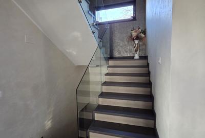 Casă cu 4 camere în Târgu Trotuș - 6