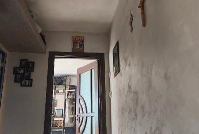 Apartament cu 2 camere semidecomandat în Narcisa - 3