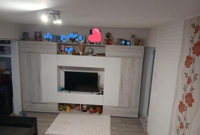 Apartament cu 2 camere semidecomandat în Noua