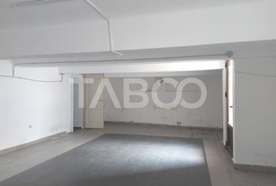 Spatiu de inchiriat 52mp  pretabil after school birou central Cisnadie - 2