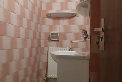 Apartament cu 3 camere decomandat în Central - 9